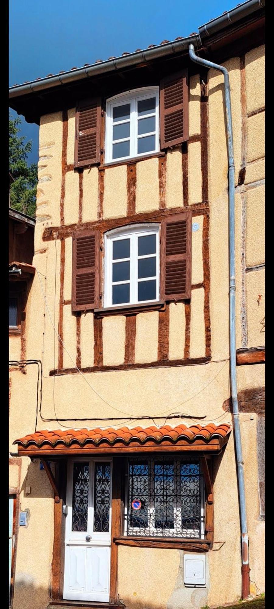 Casa de Férias Duplex A Thiers, Vue Sur La Chaine Des Puys Thiers